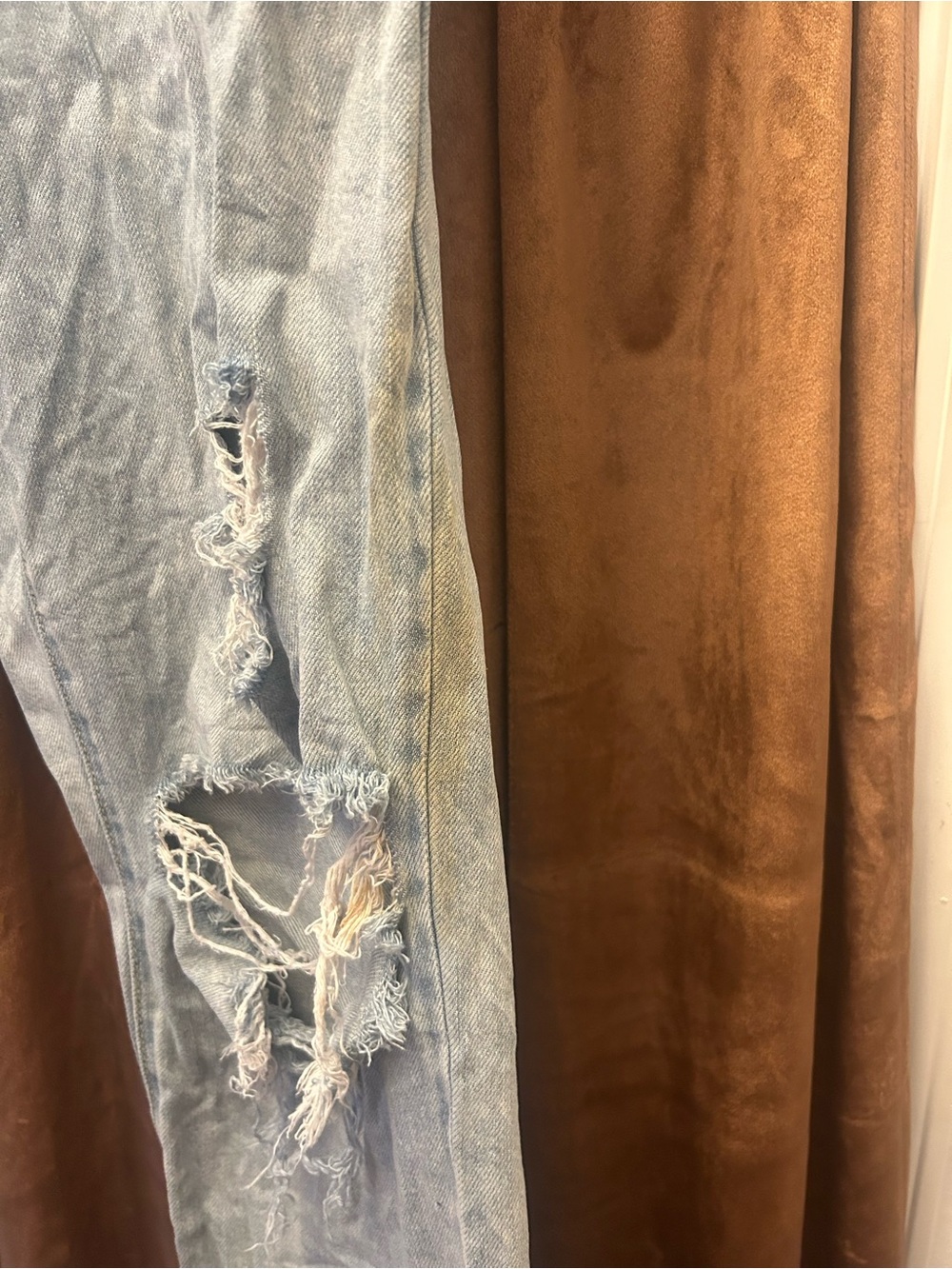Carmar Light Wash Distressed Ripped Jeans - Picture 2 of 6
